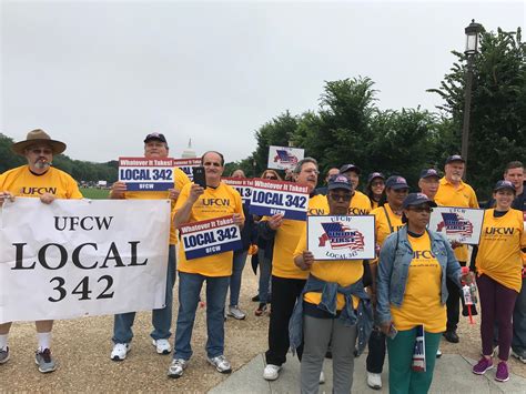 Last year, UFCW sent a letter to Congress urging action on legislation to provide low-cost loans to eligible multiemployer <strong>pension</strong> plans to enable them to continue to pay earned <strong>pensions</strong> to retirees. . Ufcw local 342 pension fund
